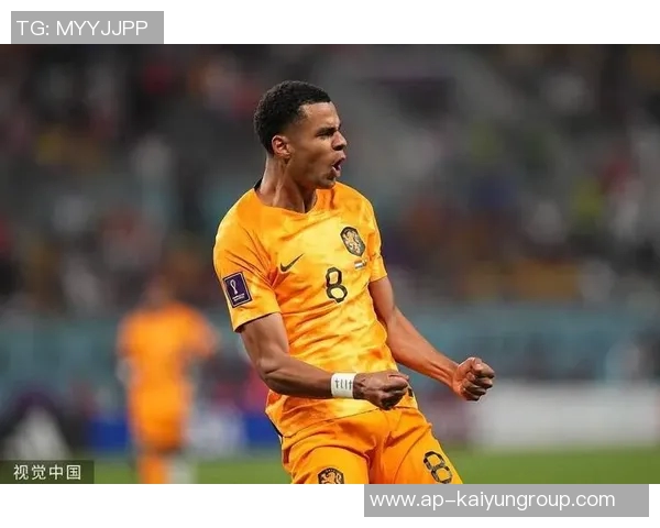 17岁塞内加尔中场达博试训曼联表现出色引发关注