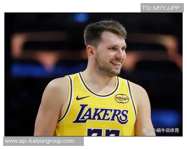 东契奇盛赞海斯球场化学反应良好期待更多精彩配合