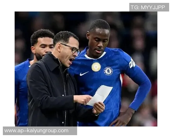 切尔西冬窗瞄准雅奎特雷恩为其标价超6400万欧元 切尔西冬窗瞄准雅奎特雷恩为其标价超6400万欧元