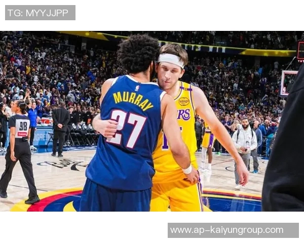 关键漏判引争议魔术掘金裁判报告揭示布莱克未判穆雷犯规真相 关键漏判引争议魔术掘金裁判报告揭示布莱克未判穆雷犯规真相